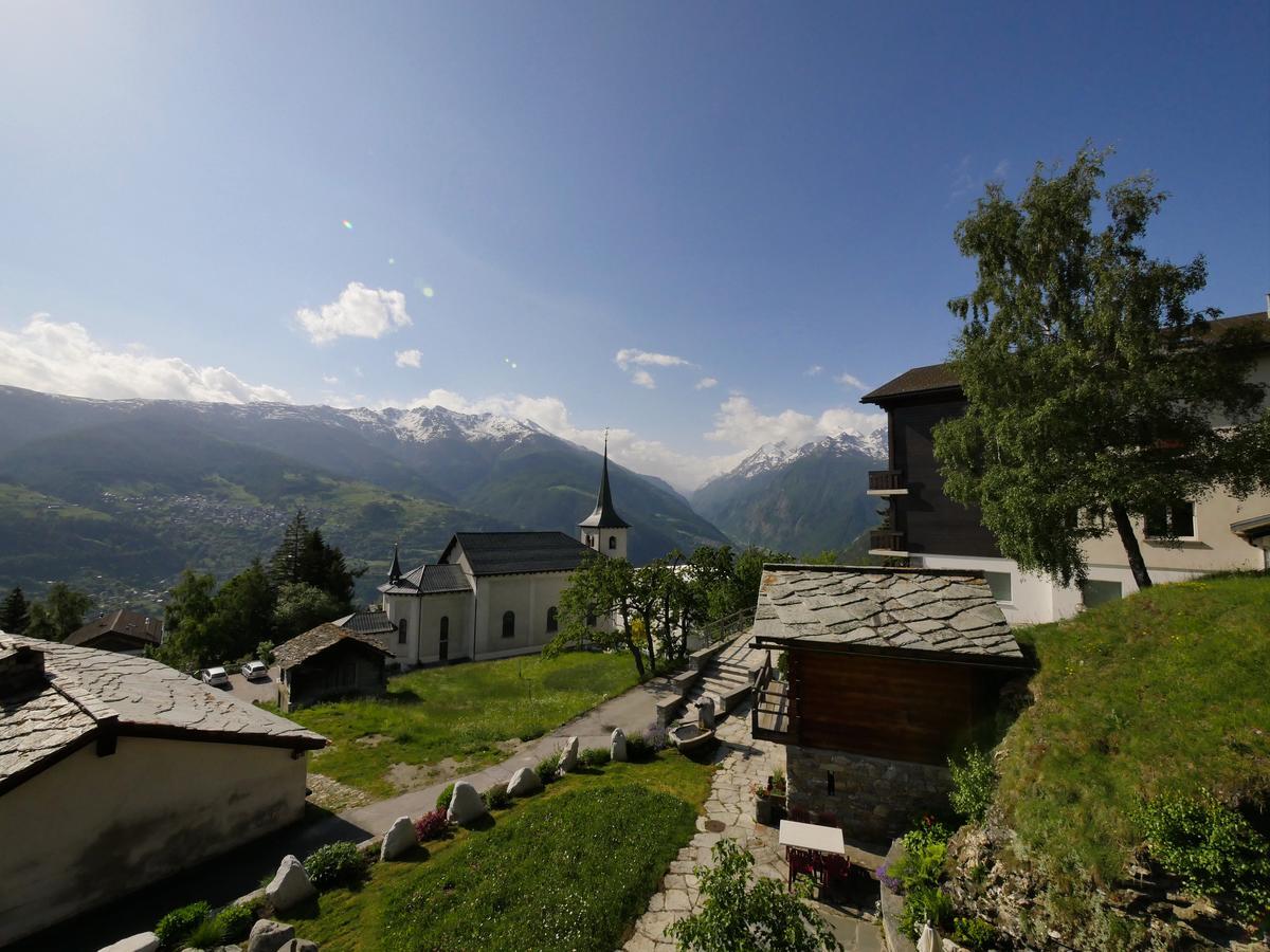 Hotel Alpenblick Zeneggen Kültér fotó